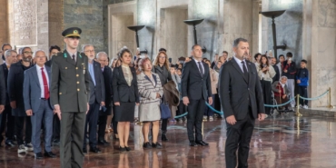 Muayenehane Hekimleri 1 Ekim Dolayısıyla Anıtkabir’de Bir Araya Geldi